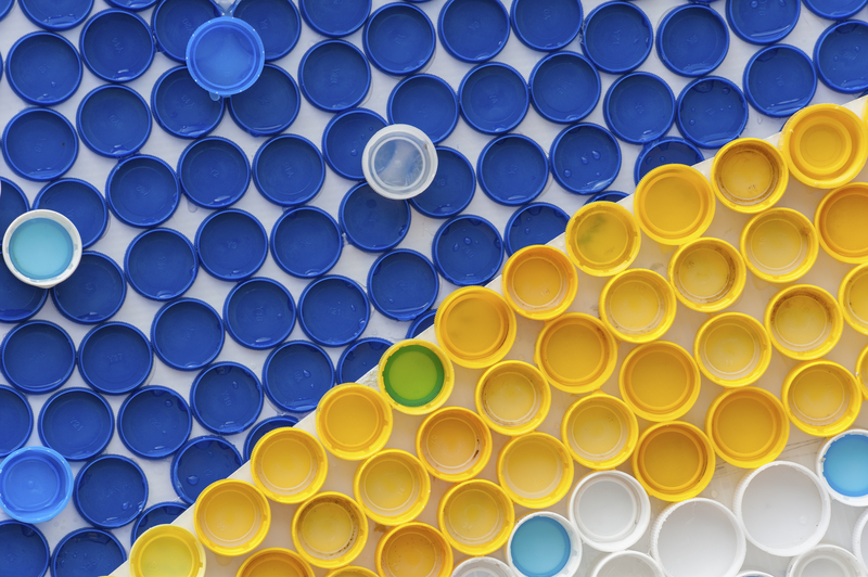 A Host's Cheat Sheet for Pre-Party Cleaning Bliss