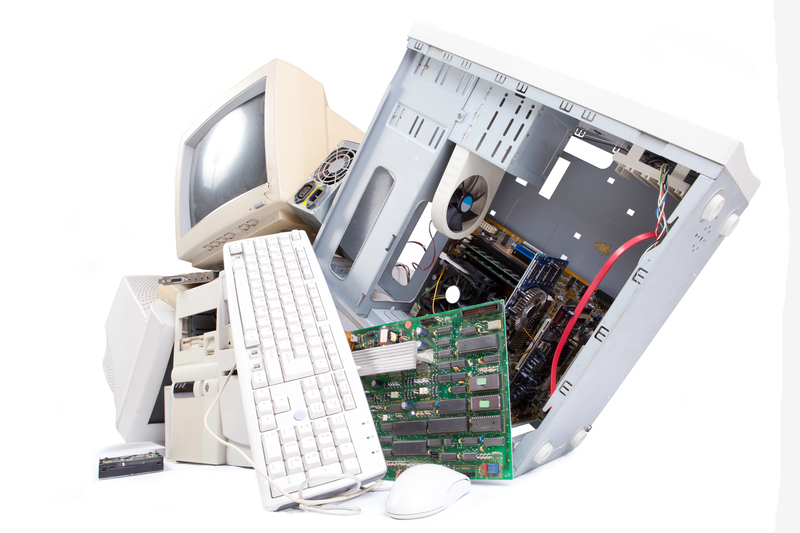 The Role of Innovative Packing Designs in Easing Cardboard Disposal